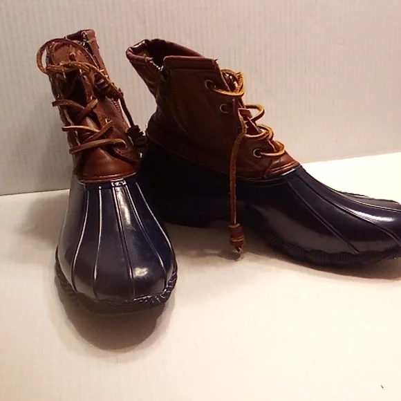 STEVE MADDEN - Picture 3 of 6